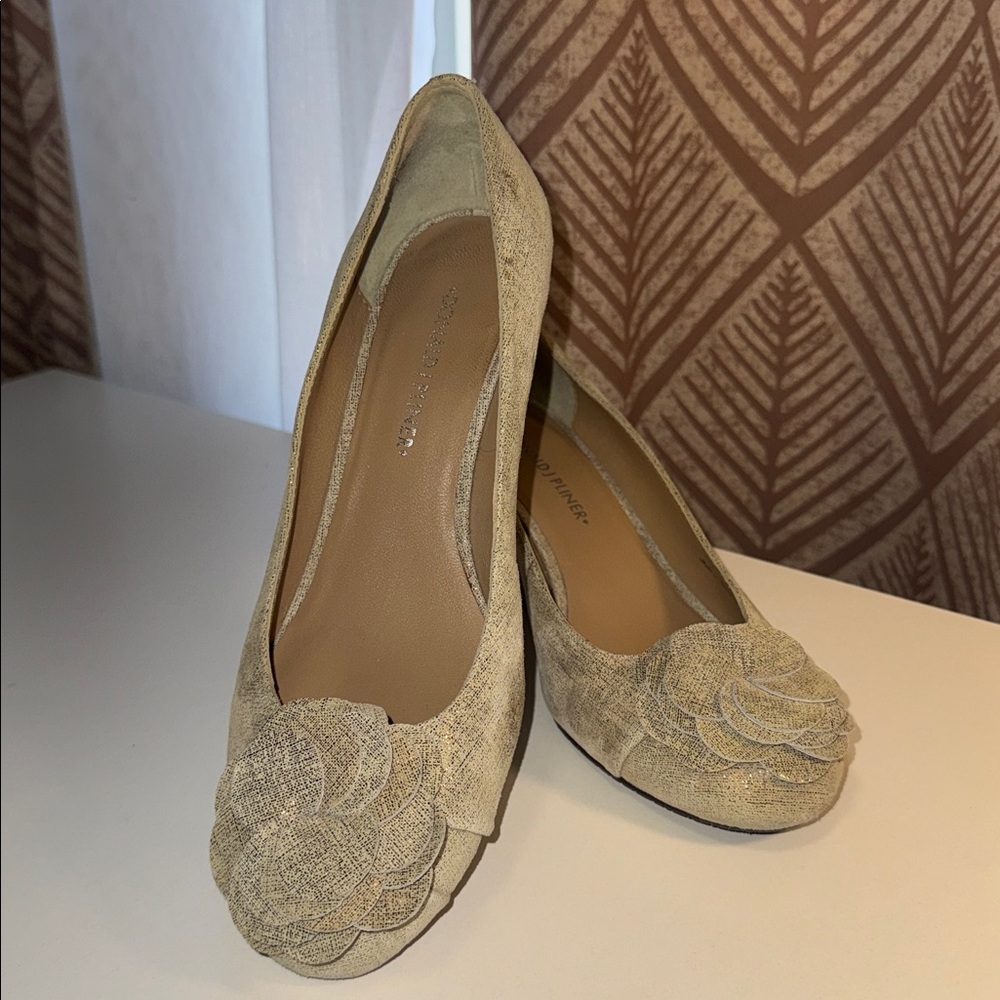 Donald J. Pliner “Nalini" Wedge Heels